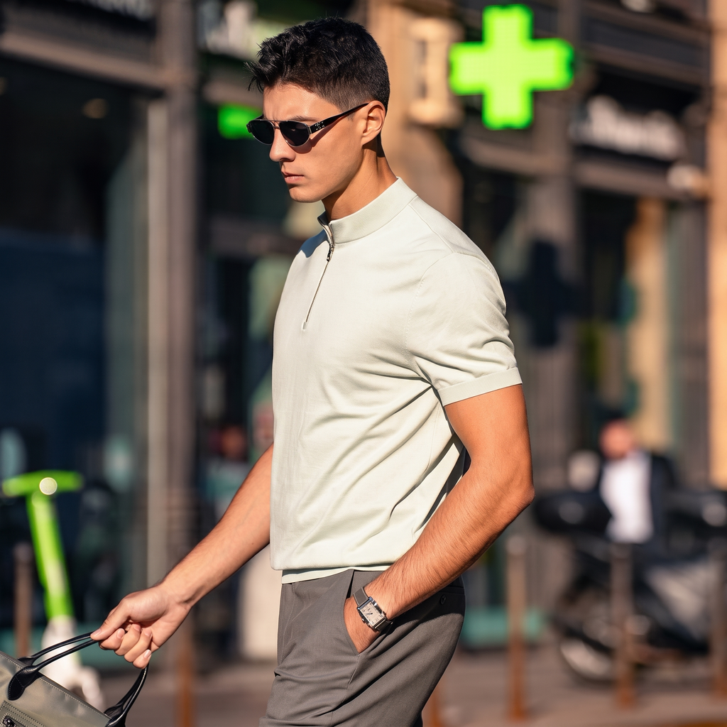 Minimal Layered Zip Neck High-End Polo